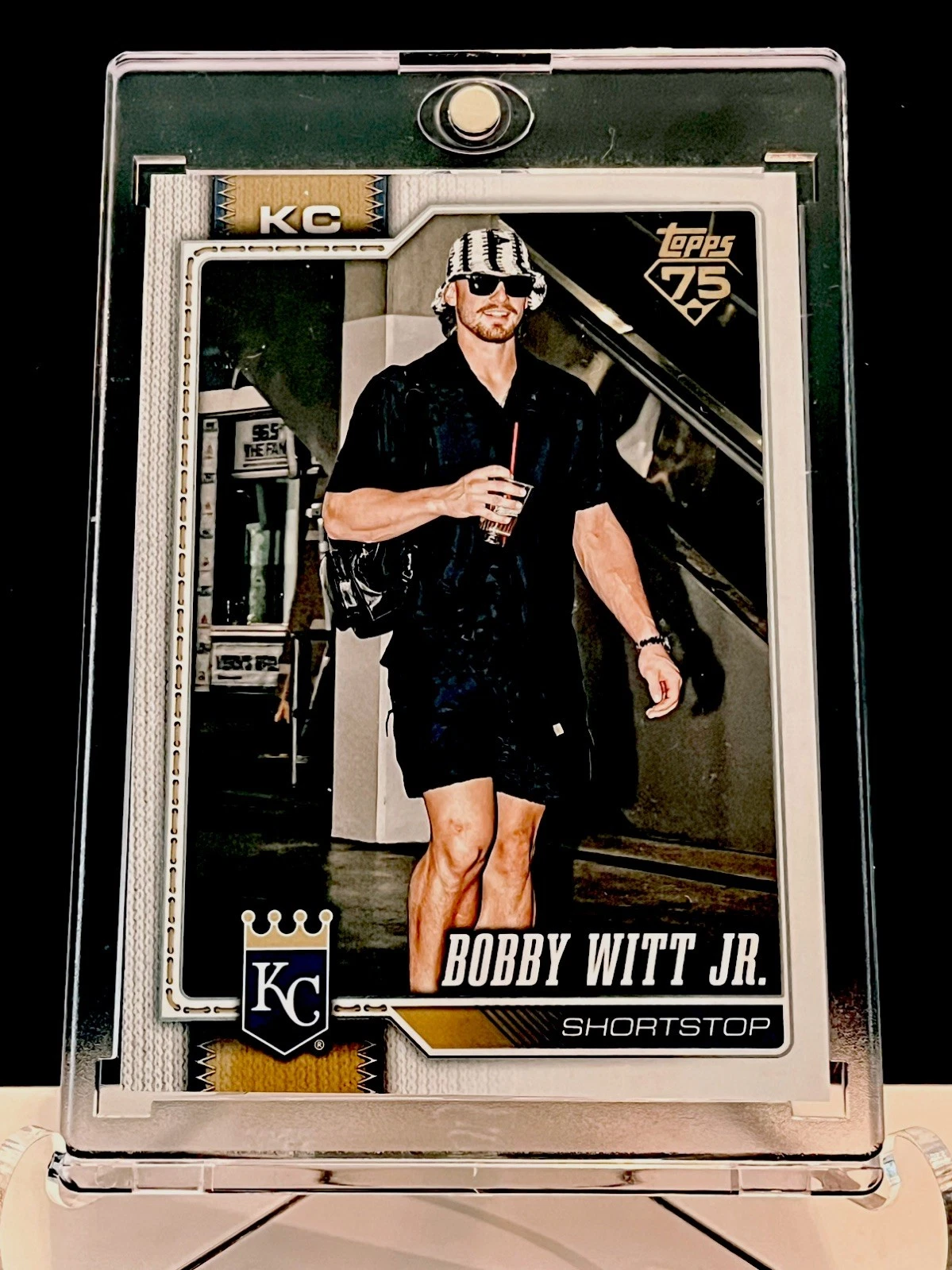 Golden Mirror Variations Bobby
